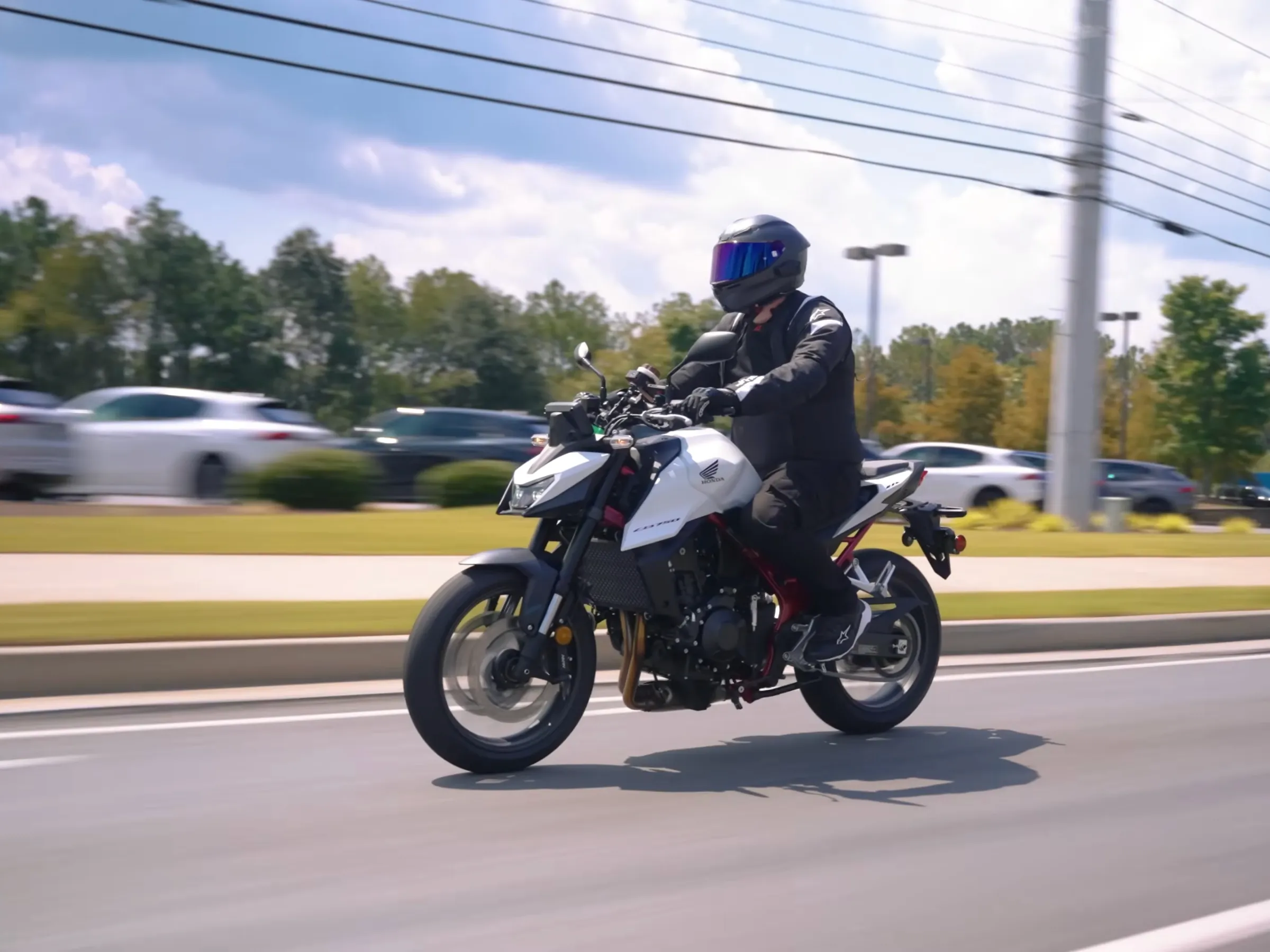2025 Honda CB750 Hornet photo 1
