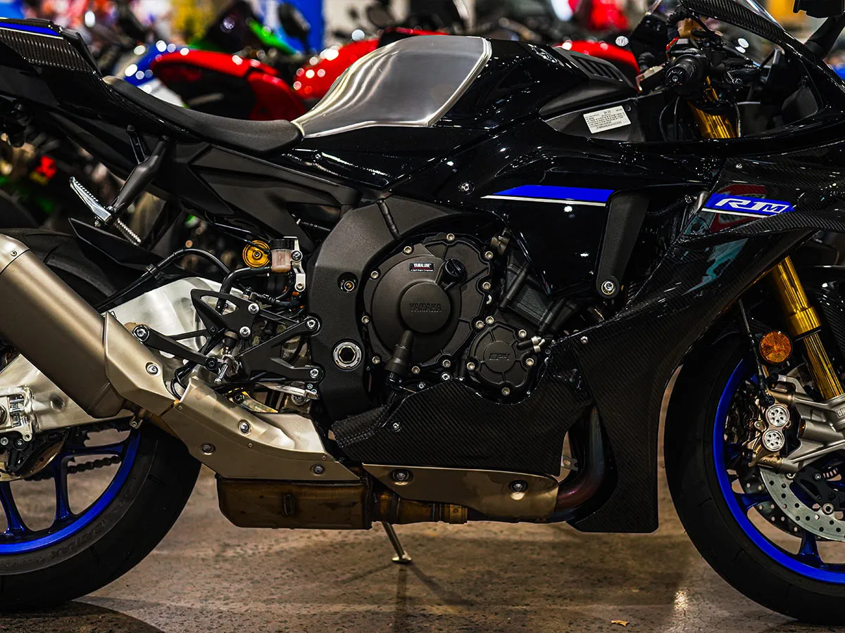 2025 Yamaha R1M photo 2