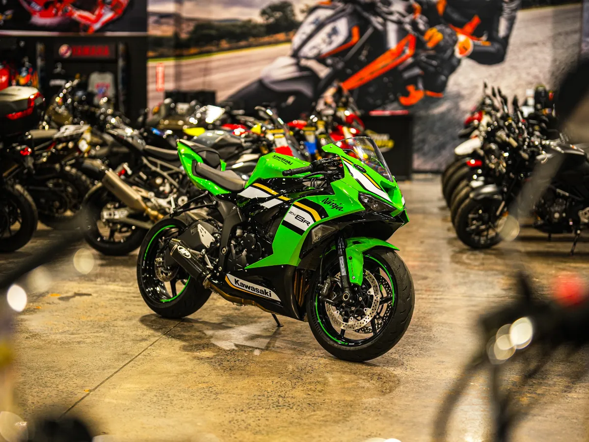 2025 Kawasaki ZX6r KRT photo 4