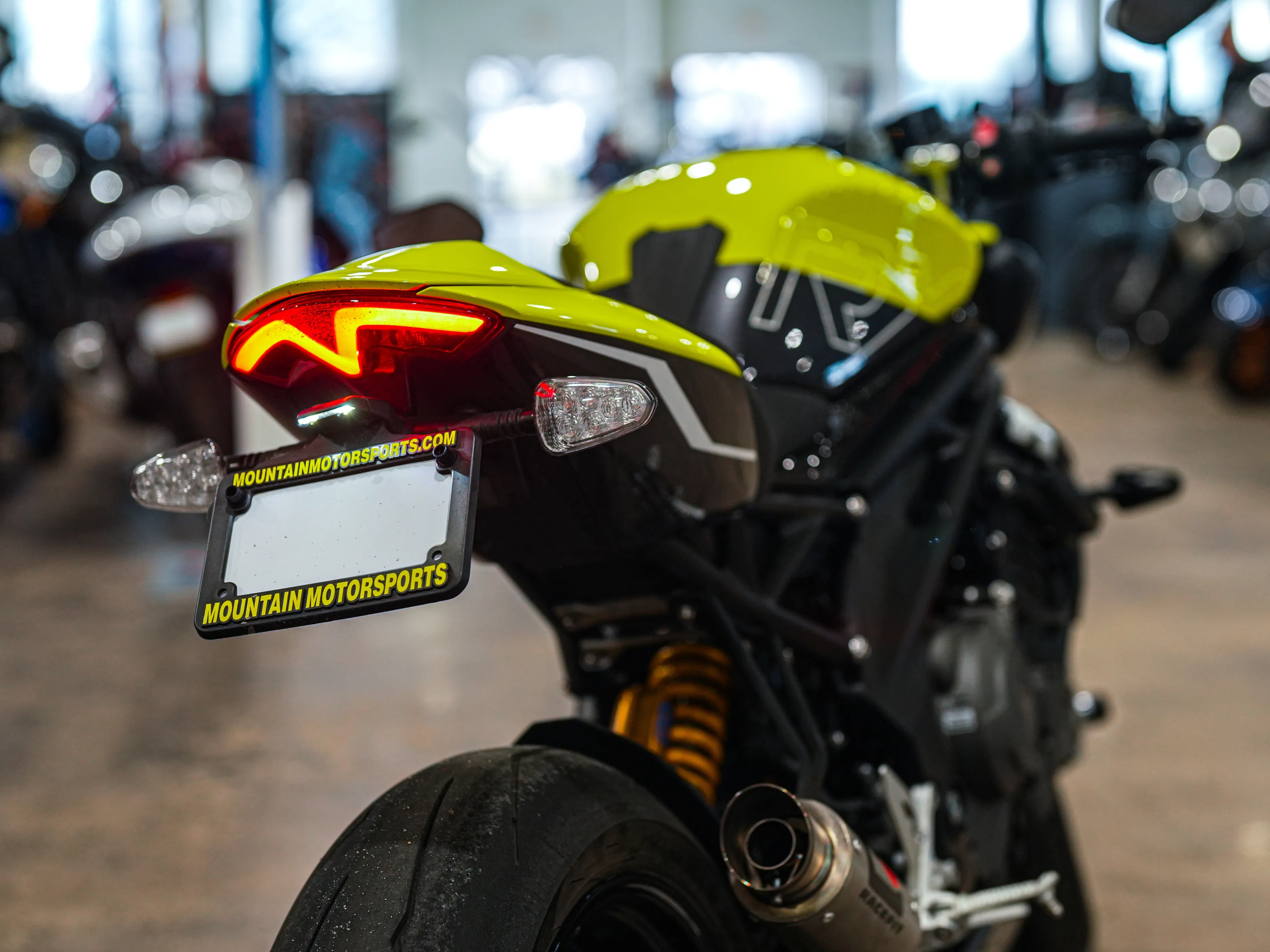 2026 Triumph Speed Triple 1200 RX photo 4