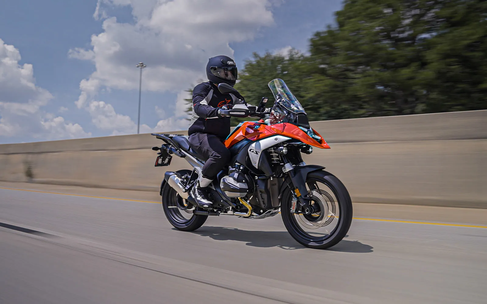 2026 BMW R 1300 GS hero